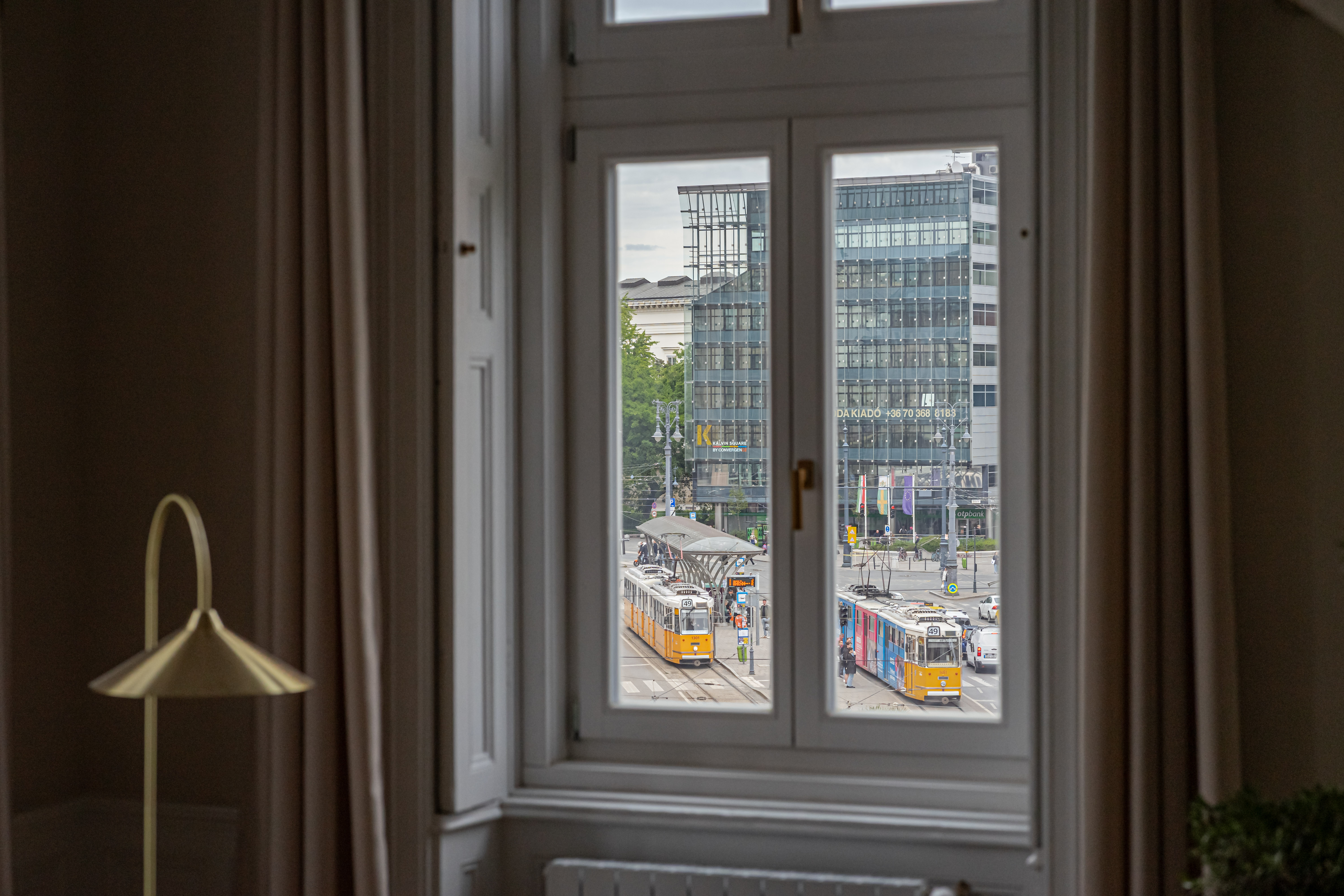 Kilátás Kálvin tér villamosok